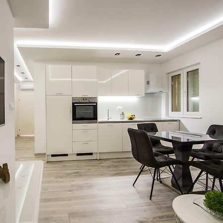 Solin Apartments Praetorium Exterior photo